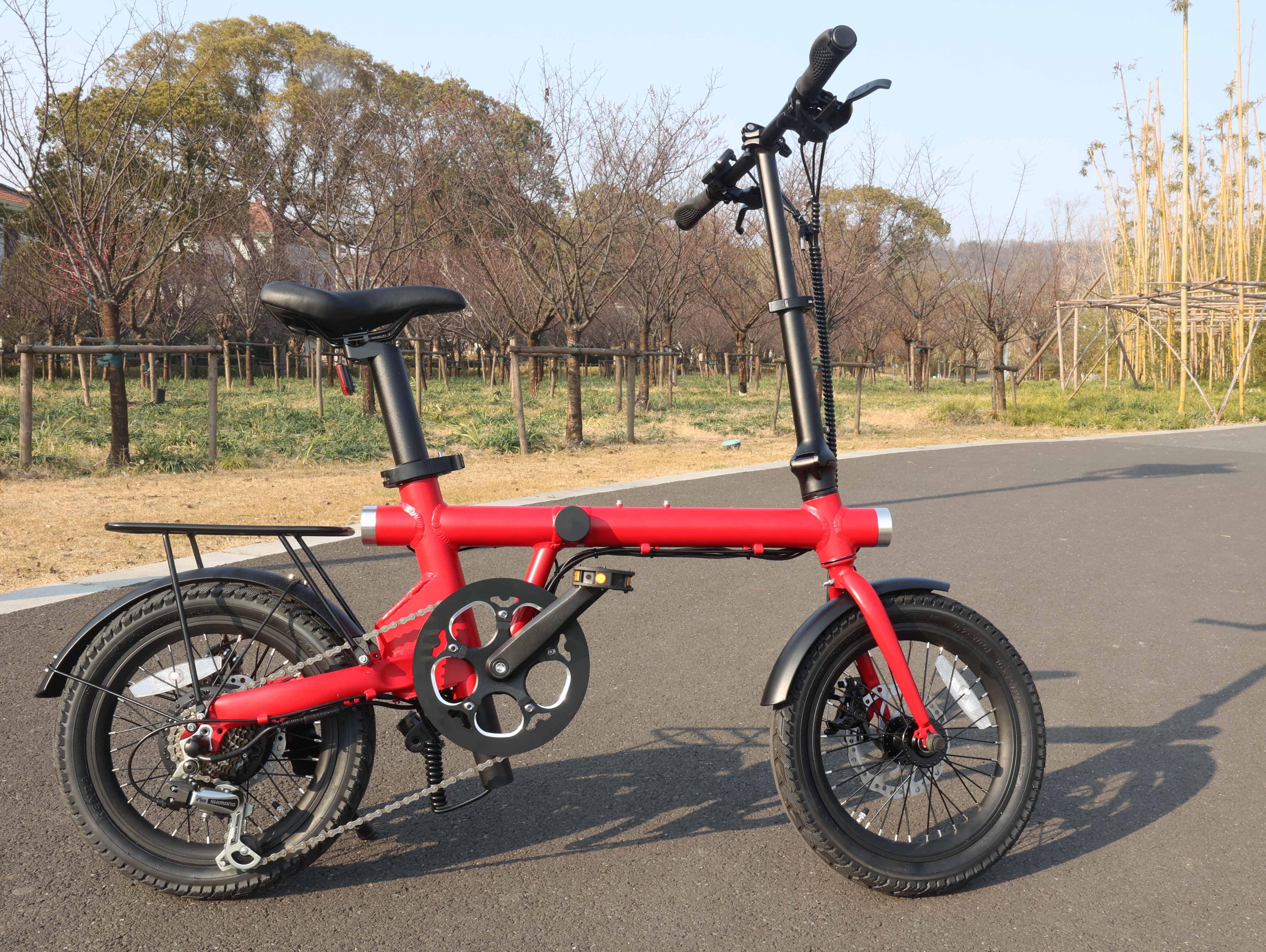 La bicicletta elettrica pieghevole più piccola di Q.ik: ultraleggera, compatta e sorprendentemente potente